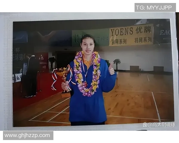 谢杏芳成功平衡家庭与事业展现女性力量与智慧的完美结合 谢杏芳成功平衡家庭与事业展现女性力量与智慧的完美结合